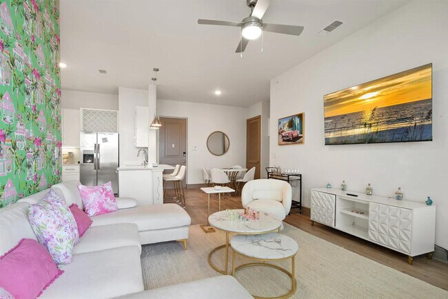 Foto del edificio - 8890 Founders Square Dr