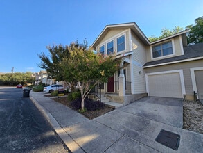 Building Photo - 6026 E Jolie Ct
