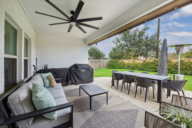 Foto del edificio - 3323 Emerald Valley Dr