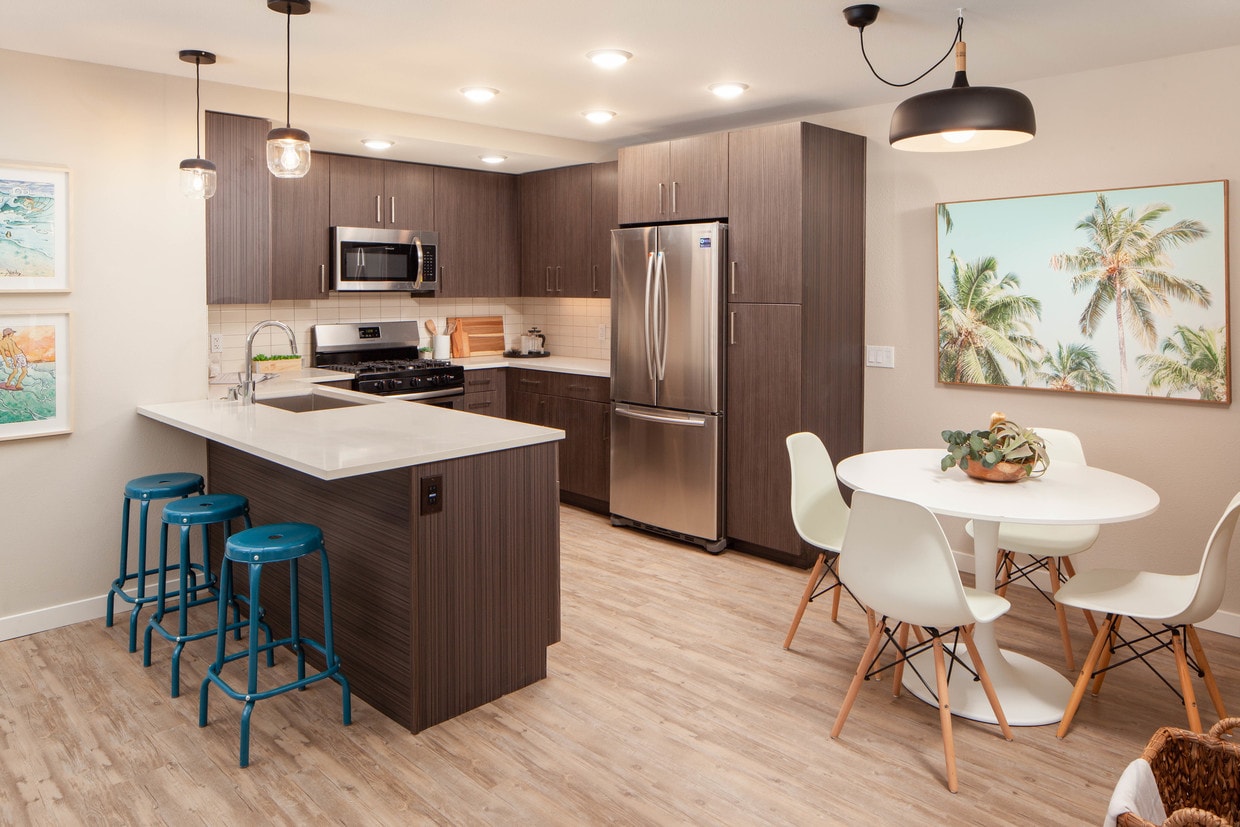 3956 Shasta St, San Diego, CA 92109