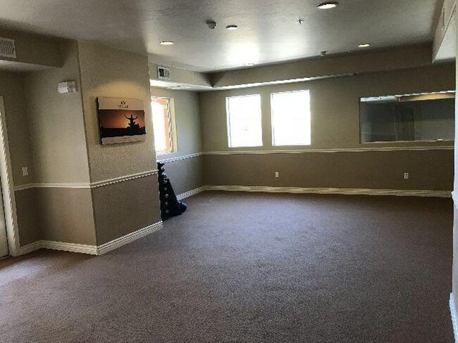Building Photo - 14575 W Mountain View Blvd
