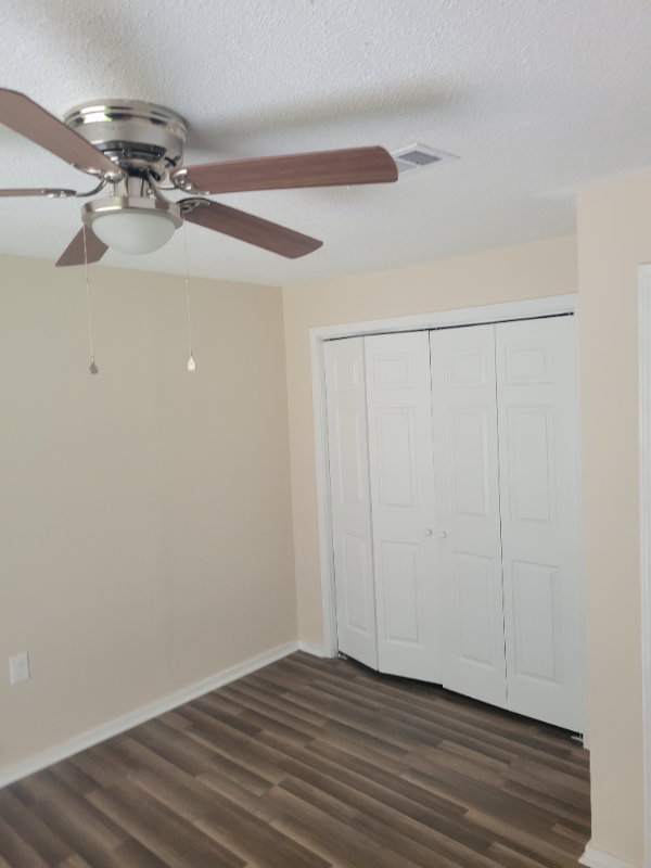 Building Photo - 1436 Woody Dr
