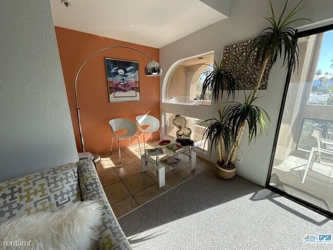 Foto del edificio - 3 br, 3 bath Condo - 827 Village Square S