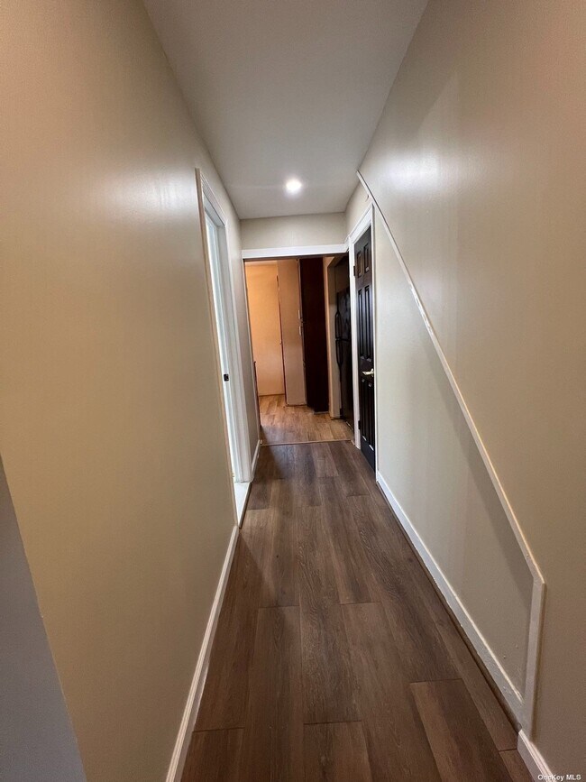 Foto del edificio - 221-29 106th Ave
