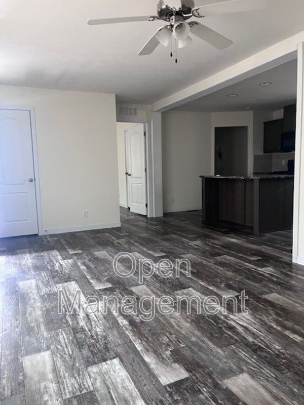 Building Photo - 511 E 1st St