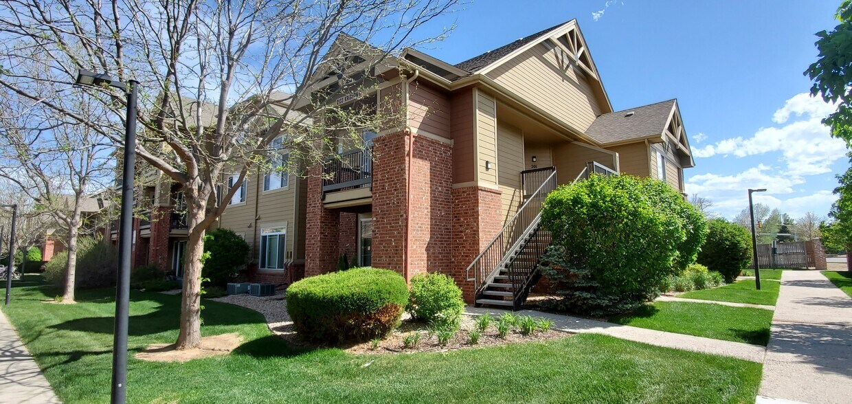 Primary Photo - 2133 Krisron Rd