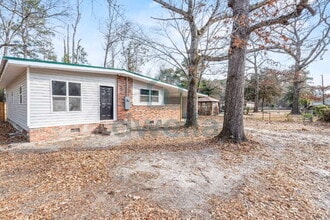 Building Photo - 379 Curtis Dr