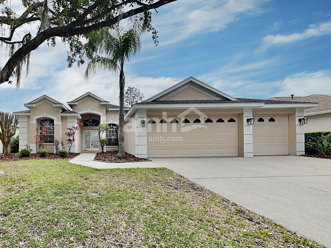 Foto principal - 18119 Heron Walk Dr