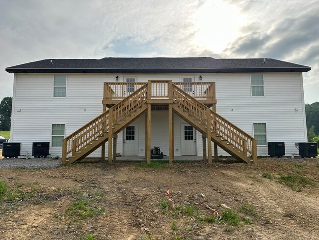 Building Photo - 1291 Barbourville Rd