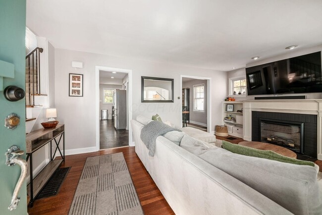 Building Photo - 190 E Dominion Blvd