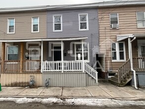 Building Photo - 724 Glen Pl