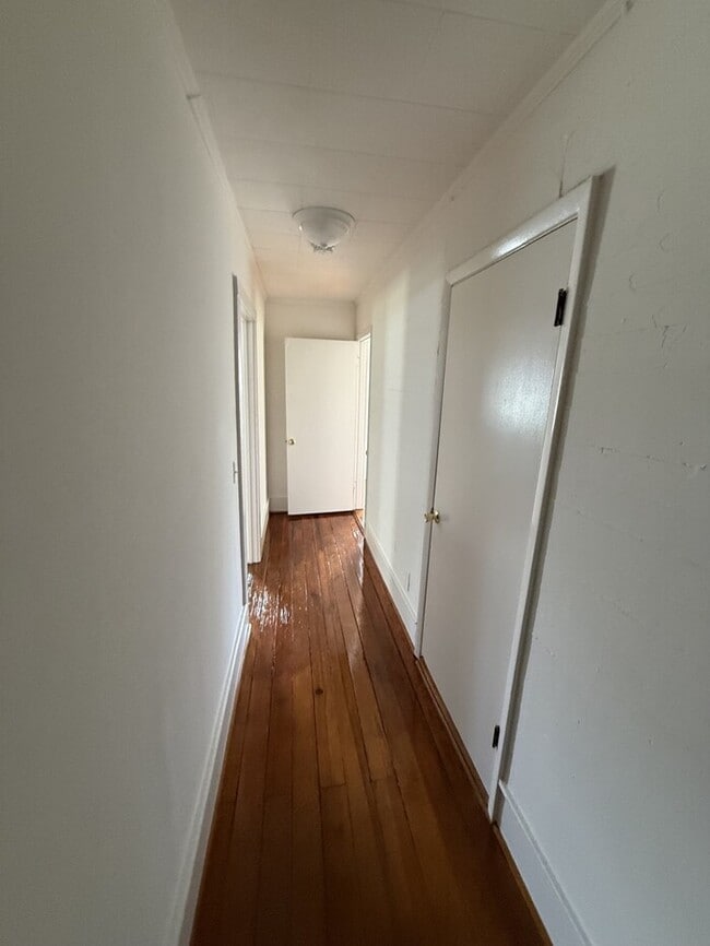 Foto del edificio - 3 bd 2 ba House