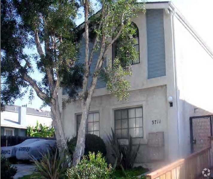 Main Building View - 3711 Grim Ave