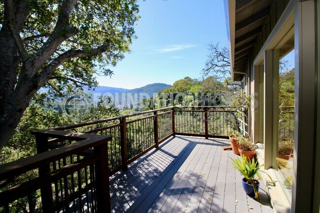 Building Photo - 4BD/2BA San Anselmo Home on a Cul-De-Sac!  Mount Tam Views!  Large Yard!   FOUNDATION