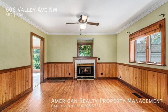 Foto del edificio - 606 Valley Ave NW