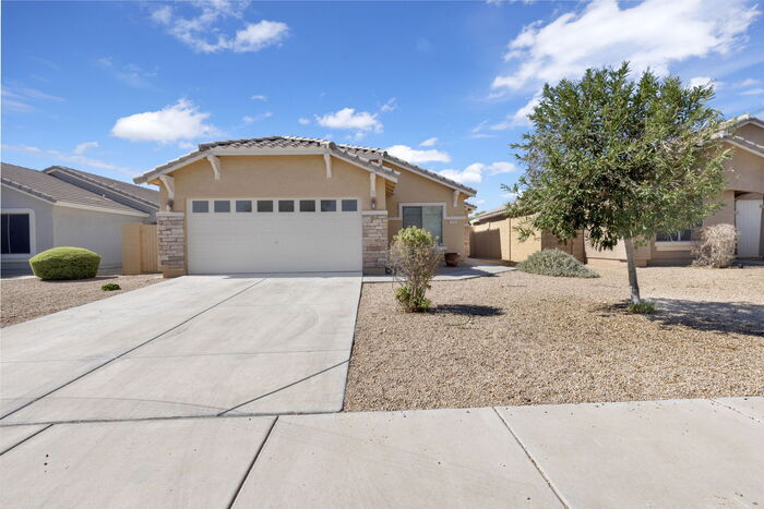 Primary Photo - 17161 W Port Royale Ln