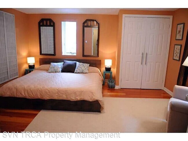 Building Photo - 2 br, 1 bath House - 66 Pius Street Unit 104