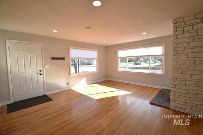 Foto del edificio - 1327 S Leadville Ave