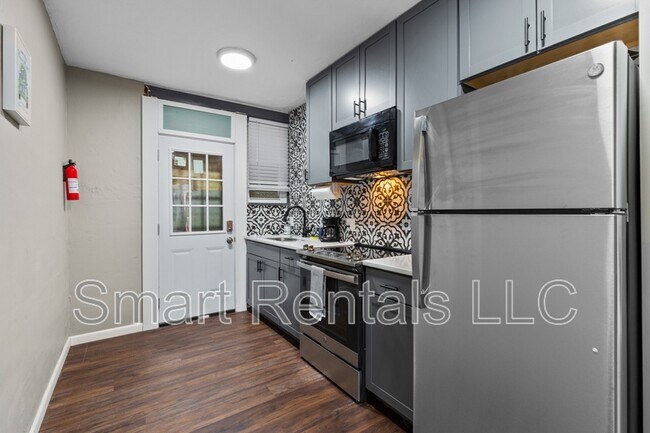 Foto del edificio - 4308 Wallace St