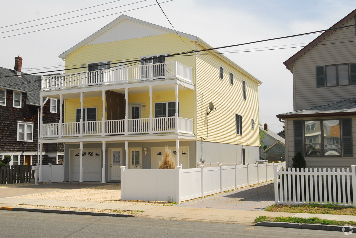Foto principal - 67 N St