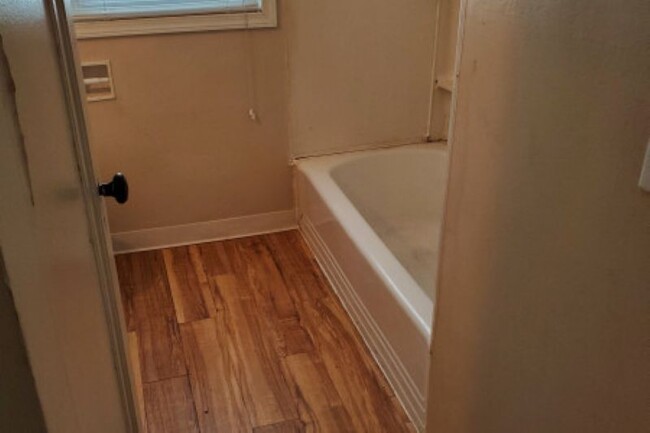Foto del edificio - 1118 Sunnyside Ln