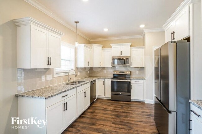 Foto del edificio - 532 Dexter Dr