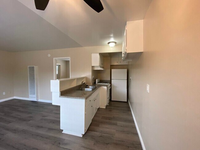 Interior Photo - La Chateau