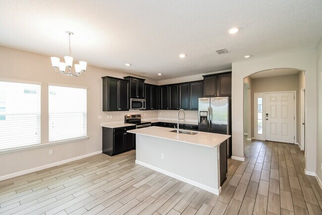 Foto del edificio - 7015 Longleaf Branch Dr