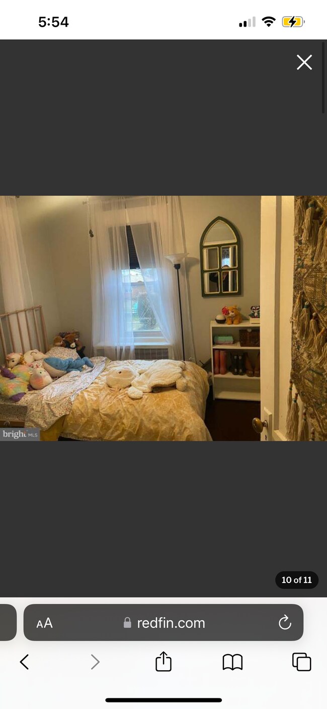 Dormitorio #3 - 2542 Cleveland Ave