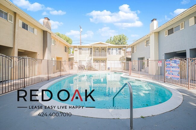 Foto del edificio - 915 Paseo Grande