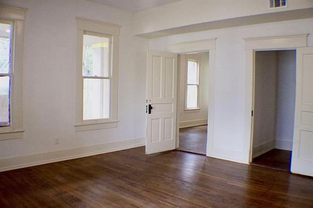 Building Photo - 417 W Franklin St