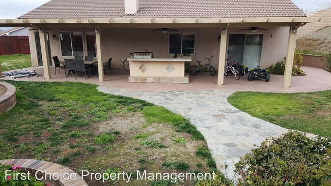 Building Photo - 27819 Sagebrush Rd