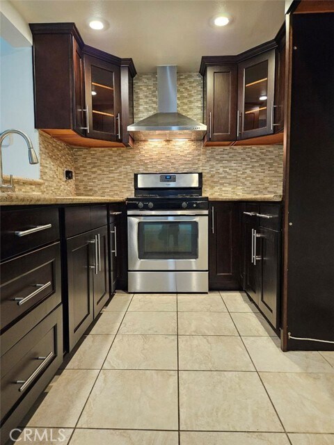 Foto del edificio - 12235 Pine St