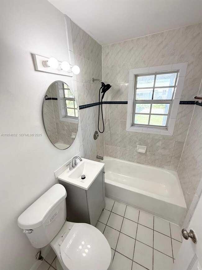 Building Photo - 785 NW 76th St