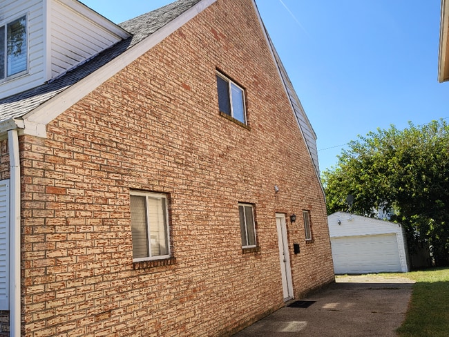 Building Photo - 2667 Gunckel Blvd
