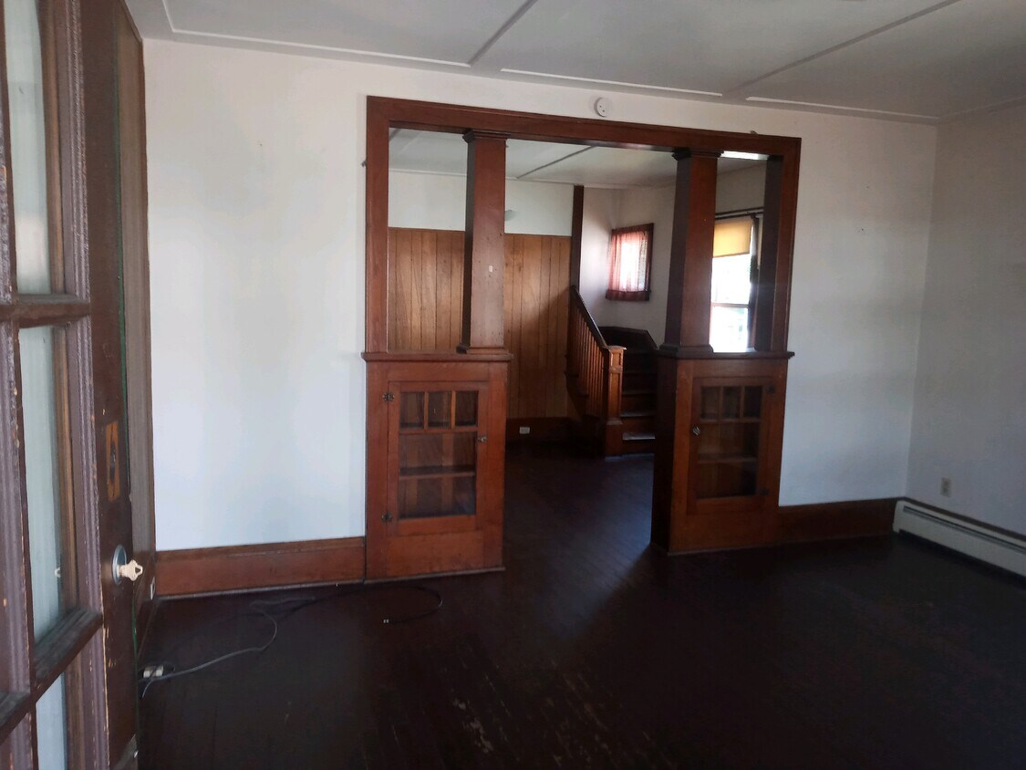 Building Photo - 1021 Rutter Ave