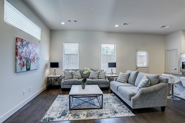Foto del edificio - 9434 Kerrwood Ln