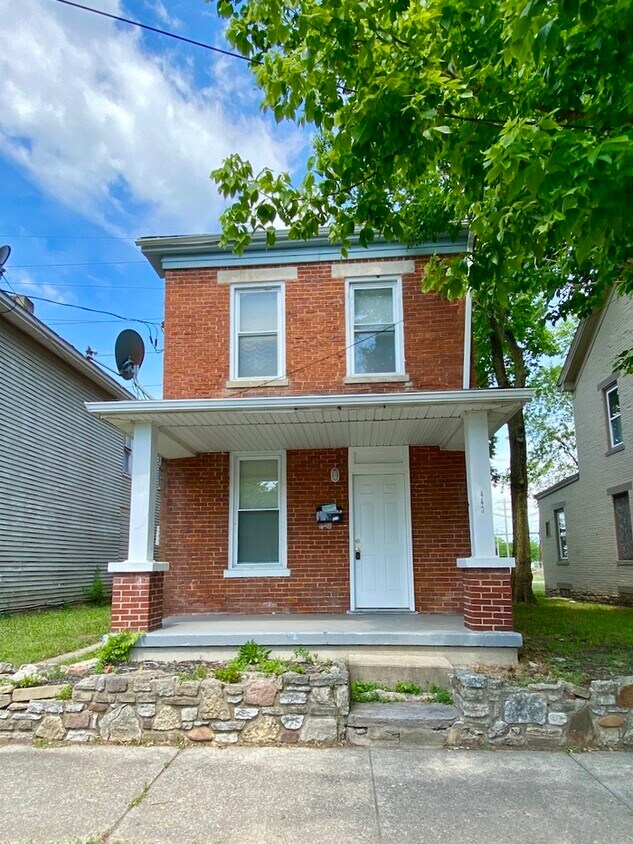 Primary Photo - 443 N 5th St