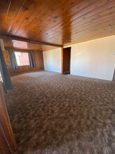 Building Photo - 710 Wocus St