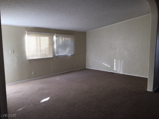Foto del edificio - 5601 Vicki Ann Rd