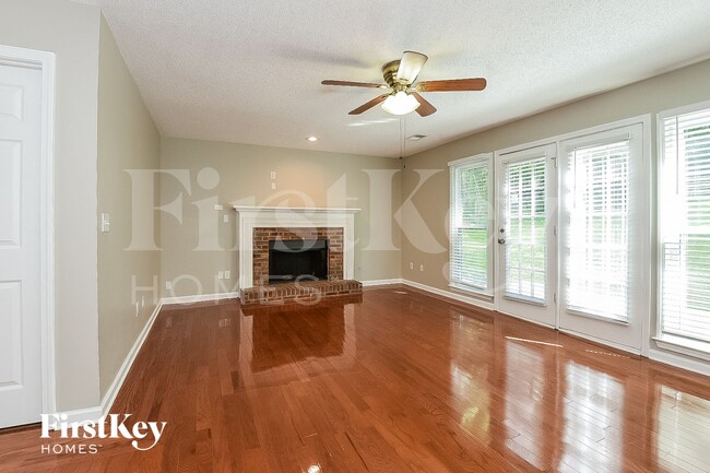 Foto del edificio - 2606 Loring Rd NW