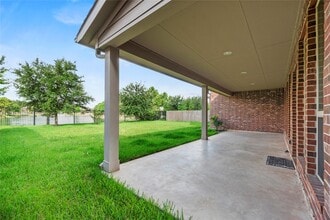 Building Photo - 20323 Mary Point Ln