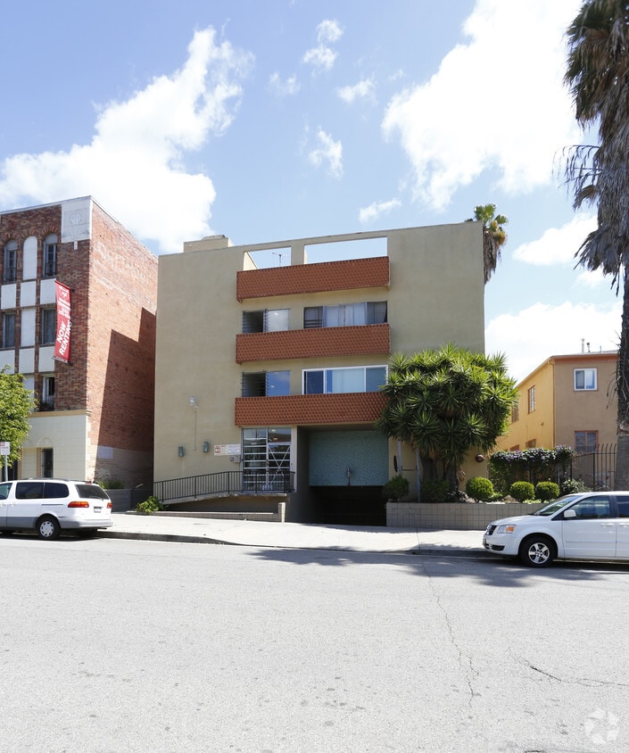 Building Photo - Berendo Street