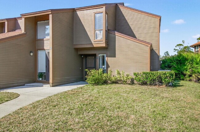 Foto del edificio - Woodhaven Condominium