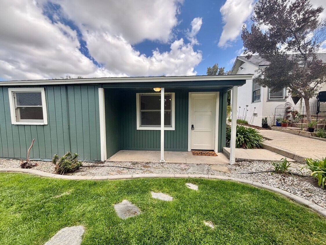 Primary Photo - Charming Cottage Retreat – 1 Bed / 1 Bath ...