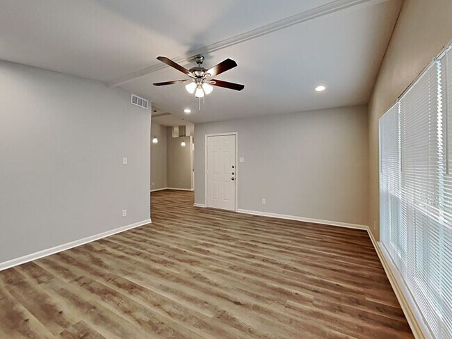 Foto del edificio - 13316 Flagstone Ln