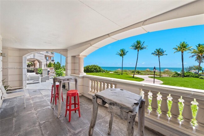 Foto del edificio - 7716 Fisher Island Dr
