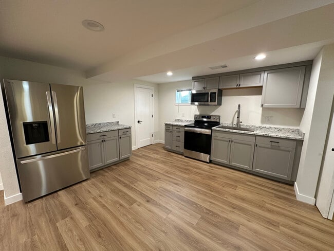 Building Photo - 3294 S Newton St