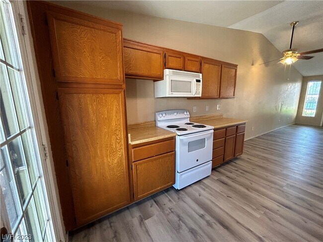 Building Photo - 6544 Pinon Pine Way