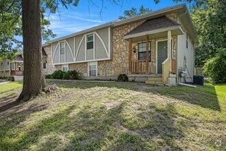 Building Photo - 2829 Tepee Ave